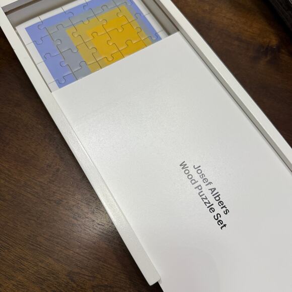 Josef Albers MoMA Wood Puzzle Set – 6 Mini Puzzles in Box - Picture 4 of 13